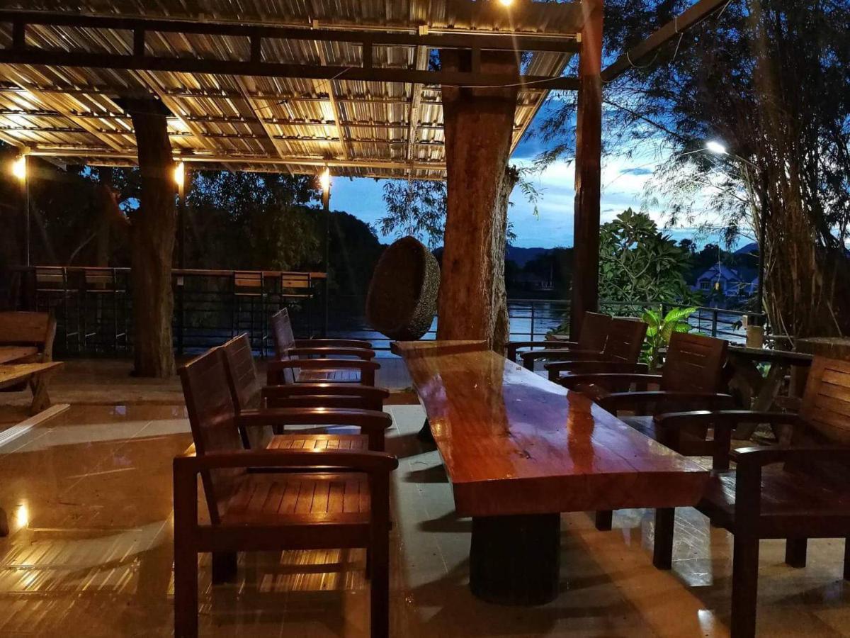 T & T Hostel Kanchanaburi Exterior photo